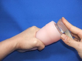 转:非贯通名器如何使用排空气法增强通道吸力与刺激度